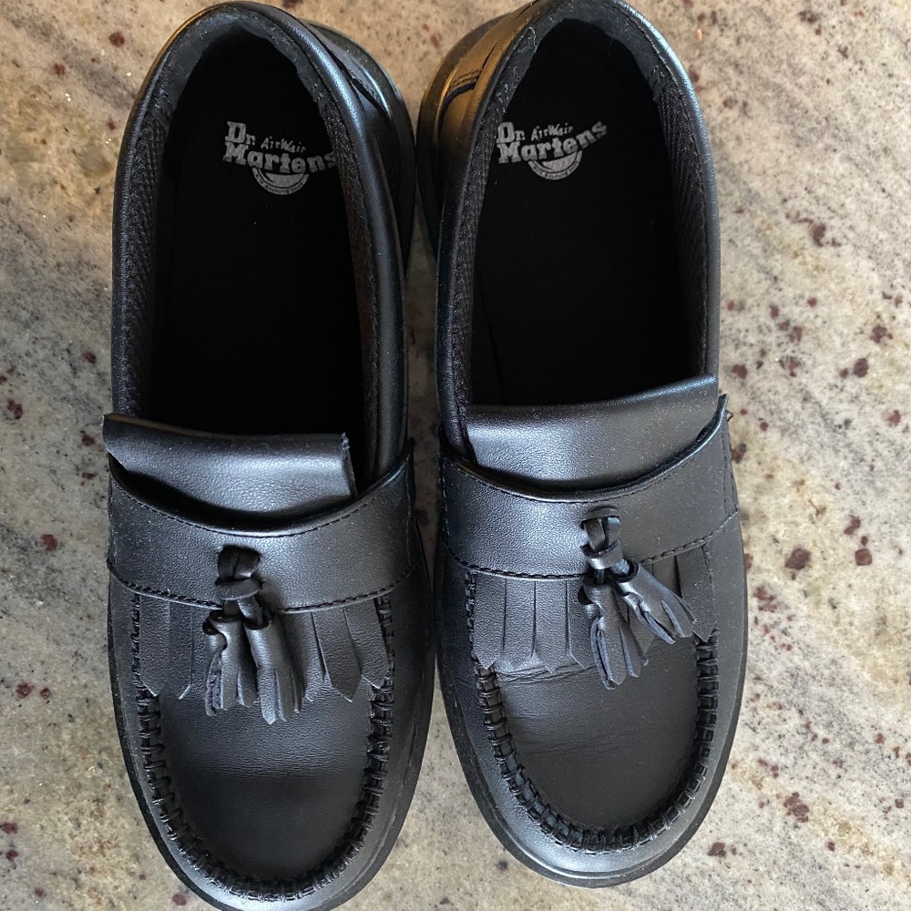 DR. MARTENS ADRIAN Kids Size 6 Y (24.7 cm)